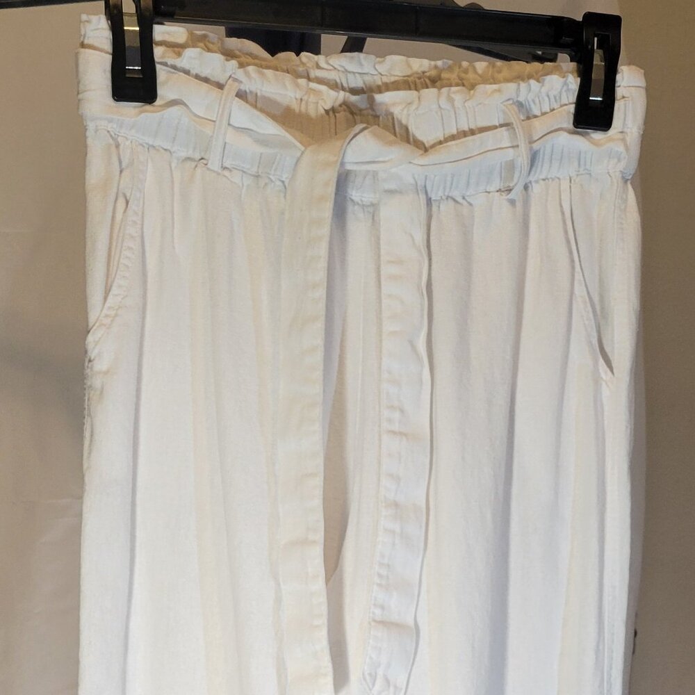 GUESS White Wide Leg Pants